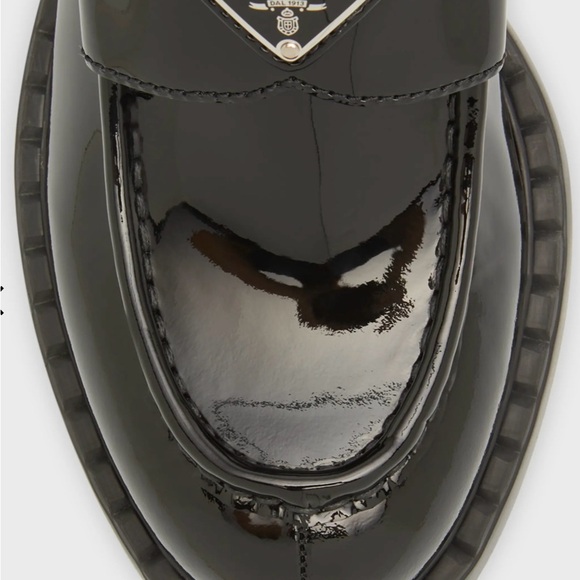 Prada Chocolate Patent Calfskin Loafers. Like new- in box. Black. Size 8.5. - Picture 6 of 14